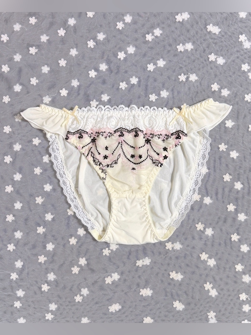 US-S/JP-L Japanese Cute Embroidery Ruffles Satin Bow Silky Glossy Panties Girls